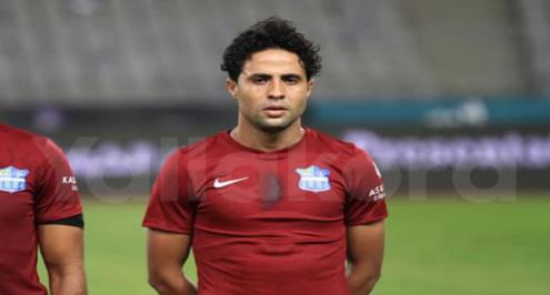 محمد إبراهيم يكشف سر "الكرتونة" التي عاد بها من كوريا